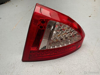 Maserati Quattroporte - 5