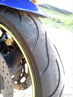 Yamaha YZF-R1 - 5
