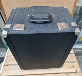 pevný kufr na kolečkách (53x37x25cm) - 5