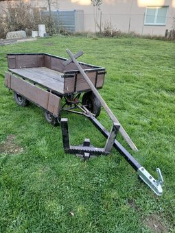 Čtyřkolový vozík za auto - 5
