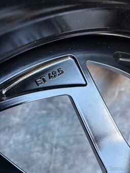 Zimní sada Hyundai 235/55R19 105V nová sada - 5