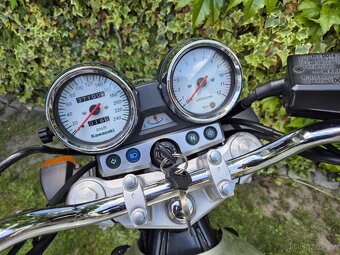 Kawasaki ZR-7 - 5