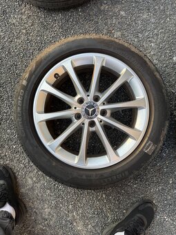 Originál Mercedes R17 alu kola s TPMS + letní pneu – 5x112 - 5