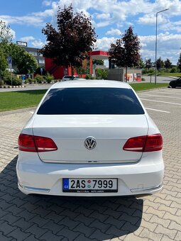 VW Passat B7 - 5