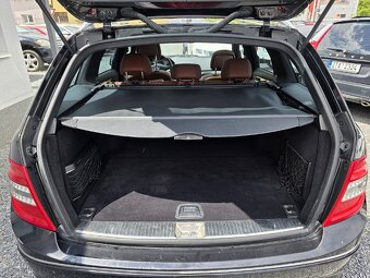 Mercedes-Benz Třídy C 320CDI Panorama Harman&Kardon - 5