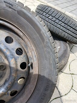 Zimní pneumatiky Barum Polaris 5 185/65 R15 - 5