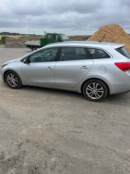 Kia Ceed - 5