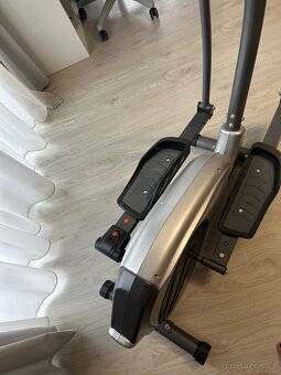 Eliptický trenažer Housefit Motio 30 - 5