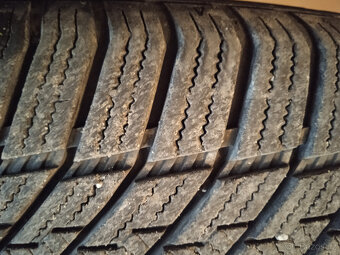 Zimní pneu 205/55 R16 - 5