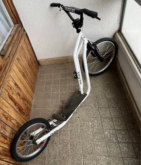 Koloběžka Wilcox TRIPER - 5