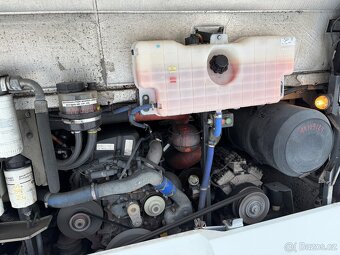 2x identický Irisbus Crossway 62míst - 5