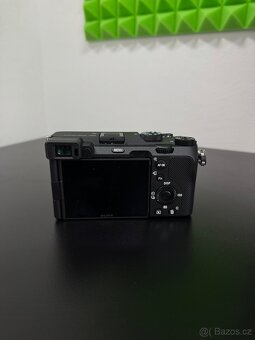 Sony Alpha A7C - 5