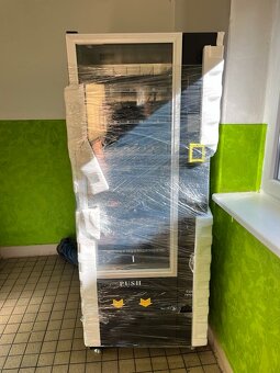 Zcela nový nápojový výdejní automat - i s domluveným místem - 5