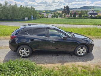 Mazda 3 - 5