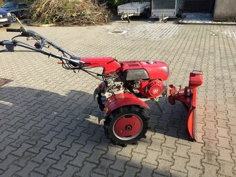 Jednonápravový traktor Honda F810 + balíček zimní služby - 5
