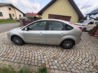 Ford Focus 1.6 LPG - 5