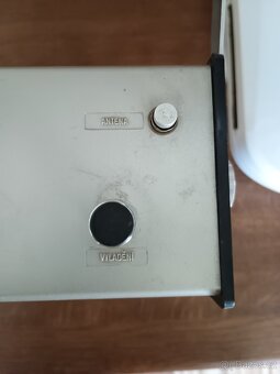 Staré přenosné rádio tranzistorák Stern Elite 2001 - 5