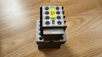 Stykač Siemens 3RH1911 1FA31 10A 240V - 5