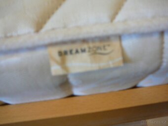 Dřevěná postel - 5