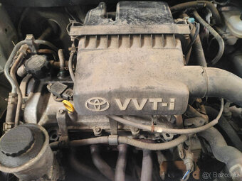 TOYOTA YARIS 1.0 - 5