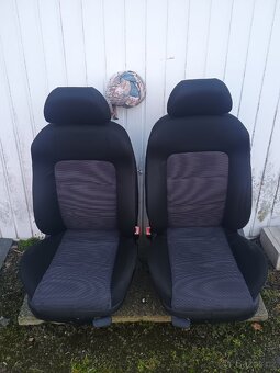 Sedačky Seat - 5