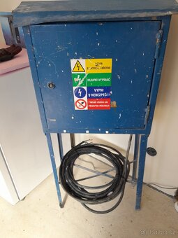 Stavební elektroměrový rozvaděč + stavební rozvaděč - 5