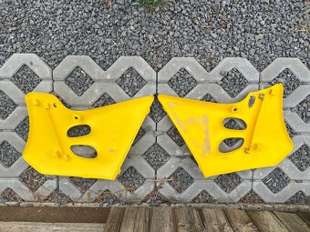 Plasty Suzuki RM 125 rok 94 - 5
