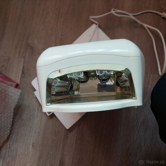 UV lampa na nehty - 5