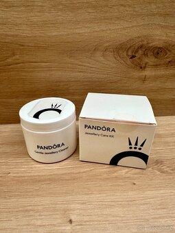 PANDORA náramek, přívěsek, čistící sada a otevírač na šperky - 5