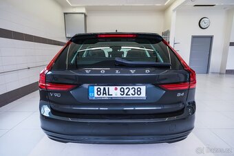 Volvo V90 2021 B4 145kW aut. Momentum Pro, Cz,DPH,Servis - 5