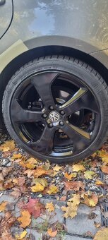 VW Golf GTI Austin 5x112 r18 zimní - 5