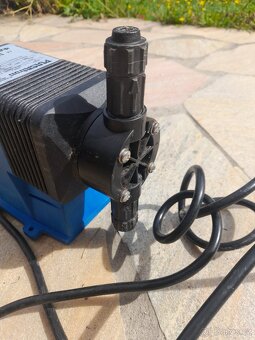 Mořské akvárium, míchačka vápenné vody a vápenný reaktor - 5