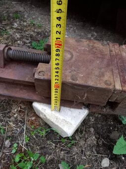 Prodám strojní svěrák - 5