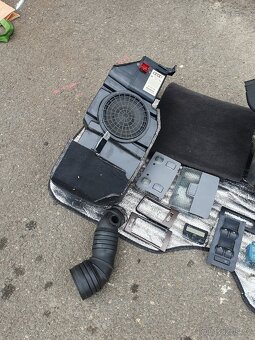 Audi a6 c5 2000 díly - 5