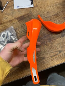 Chrániče rukou - 5