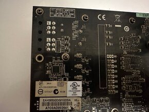 Asus grafická karta - 5