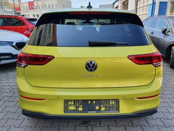 VW Golf 8 1.5TSI 96kW Hatchback Man. 34tkm Ambient ACC Qi - 5