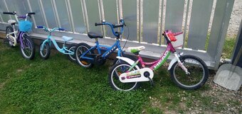 PRODÁM ODRÁŽEDLO A KOLA SPECIALIZED A 2X DĚTSKÉ KOLO - 5