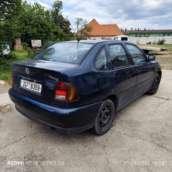 Volkswagen polo 1.9D sedan - 5