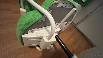 Psací stůl Ikea Pahl 128x58cm a zelená židle Vimund - 5