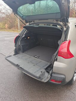Peugeot 3008 1,6HDi rok 2009 - 5