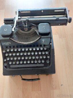 Starý psací stroj Hermes - super cena  - 5
