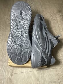 Adidas Yeezy v700 - 5