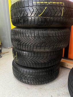 4x disk 17 s zimní gumou pirelli na Range Rover Evoque - 5