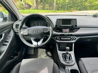 Hyundai i30 Combi 1.6CRDI automat servisováno nová stk - 5