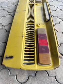 Zadní čelo Škoda 100 - 5