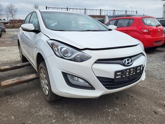 HYUNDAI i30 1.6i 88kW, motor D4FB, nahradni dily, ND - 5