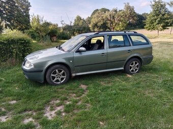Prodám Octavii rok 2003 1.9 tdi 81kw,Elegance - 5