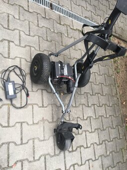 Elektrický vozík na golf Powakaddy - 5