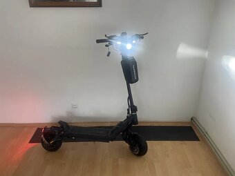Elektrická koloběžka Nami Klima Max 30Ah - 5